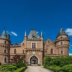 Отель Chateau De Maulmont