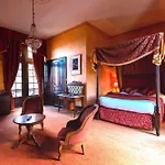 Chateau De Maulmont Сен-Прьест-Брамефан