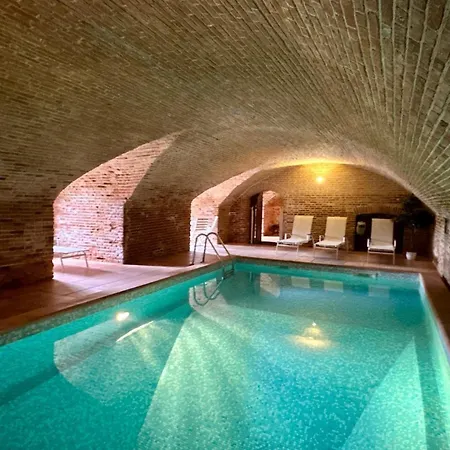 Château De Maulmont 3* Saint-Priest-Bramefant