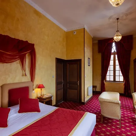 Hotel Château De Maulmont