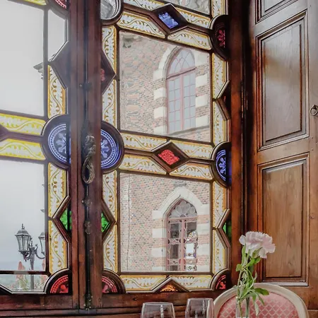 Chateau De Maulmont Hotel Saint-Priest-Bramefant