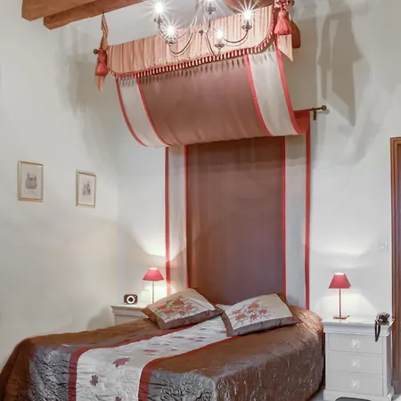 Château De Maulmont 3* Saint-Priest-Bramefant