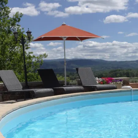 Hotel Château De Maulmont 3*