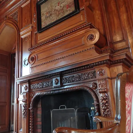 Château De Maulmont Hotel 3*