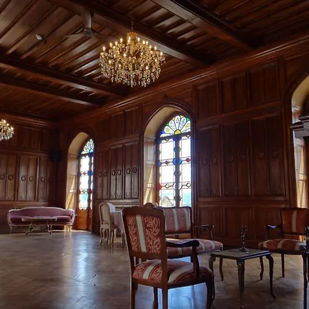 Château De Maulmont 3* Saint-Priest-Bramefant
