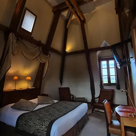 Hotel Château De Maulmont Saint-Priest-Bramefant