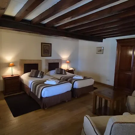Hotel Château De Maulmont Saint-Priest-Bramefant