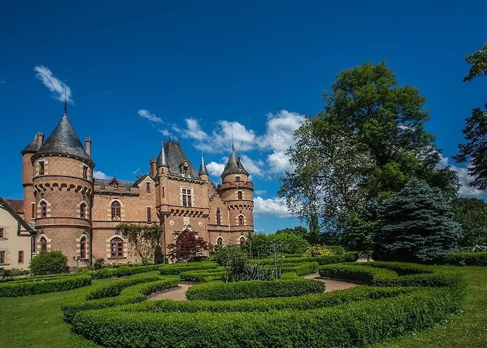 Chateau De Maulmont 3* Сен-Прьест-Брамефан