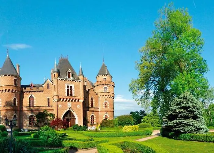 Отель Chateau De Maulmont Сен-Прьест-Брамефан