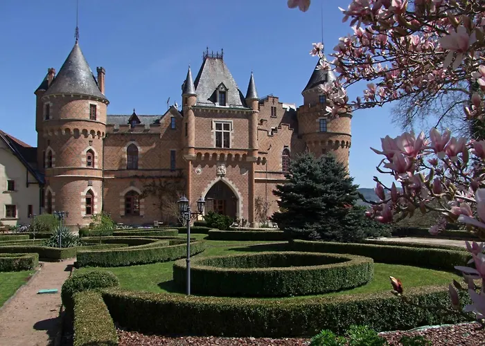 Chateau De Maulmont Сен-Прьест-Брамефан