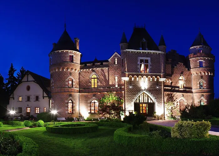 Chateau De Maulmont Сен-Прьест-Брамефан