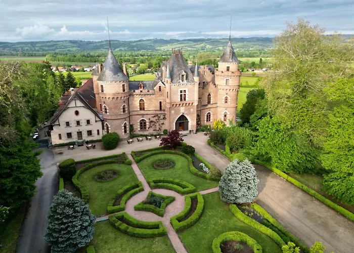 Chateau De Maulmont 3*