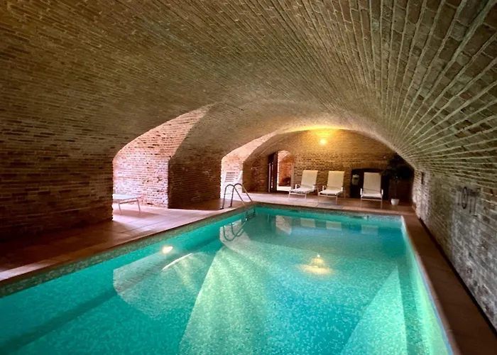 Chateau De Maulmont 3* Сен-Прьест-Брамефан